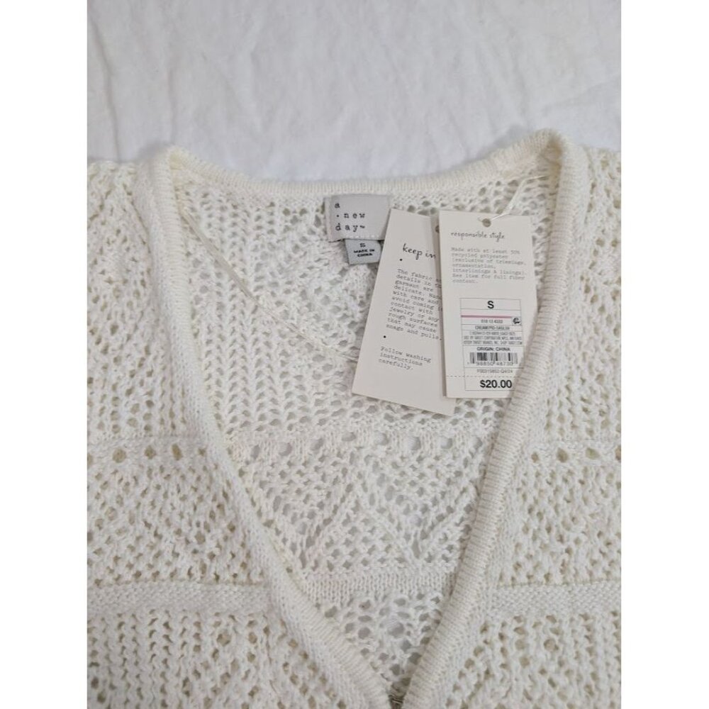 a new day women's size small off white crochet vest new with tags festival O12 - Picture 2 of 6
